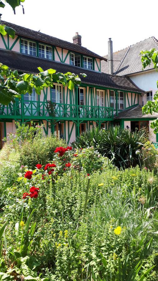 Le Jardin Des Merveilles Saint-Pierre-d'Autils Экстерьер фото